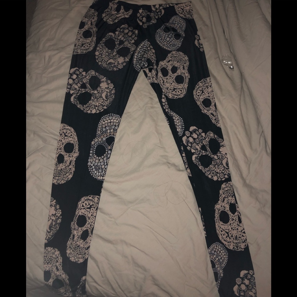 Sugar skull leggings